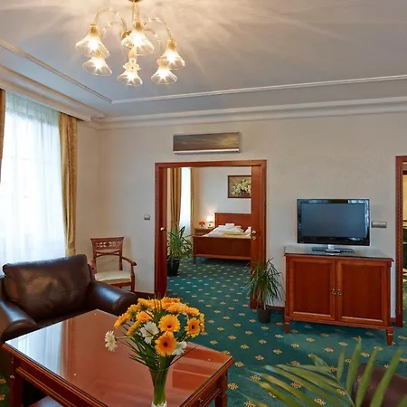 מלון Stefanik מיאבה