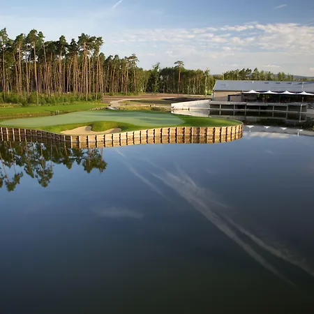 מלון Stefanik מיאבה