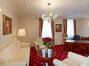 Отель Stefanik 4*